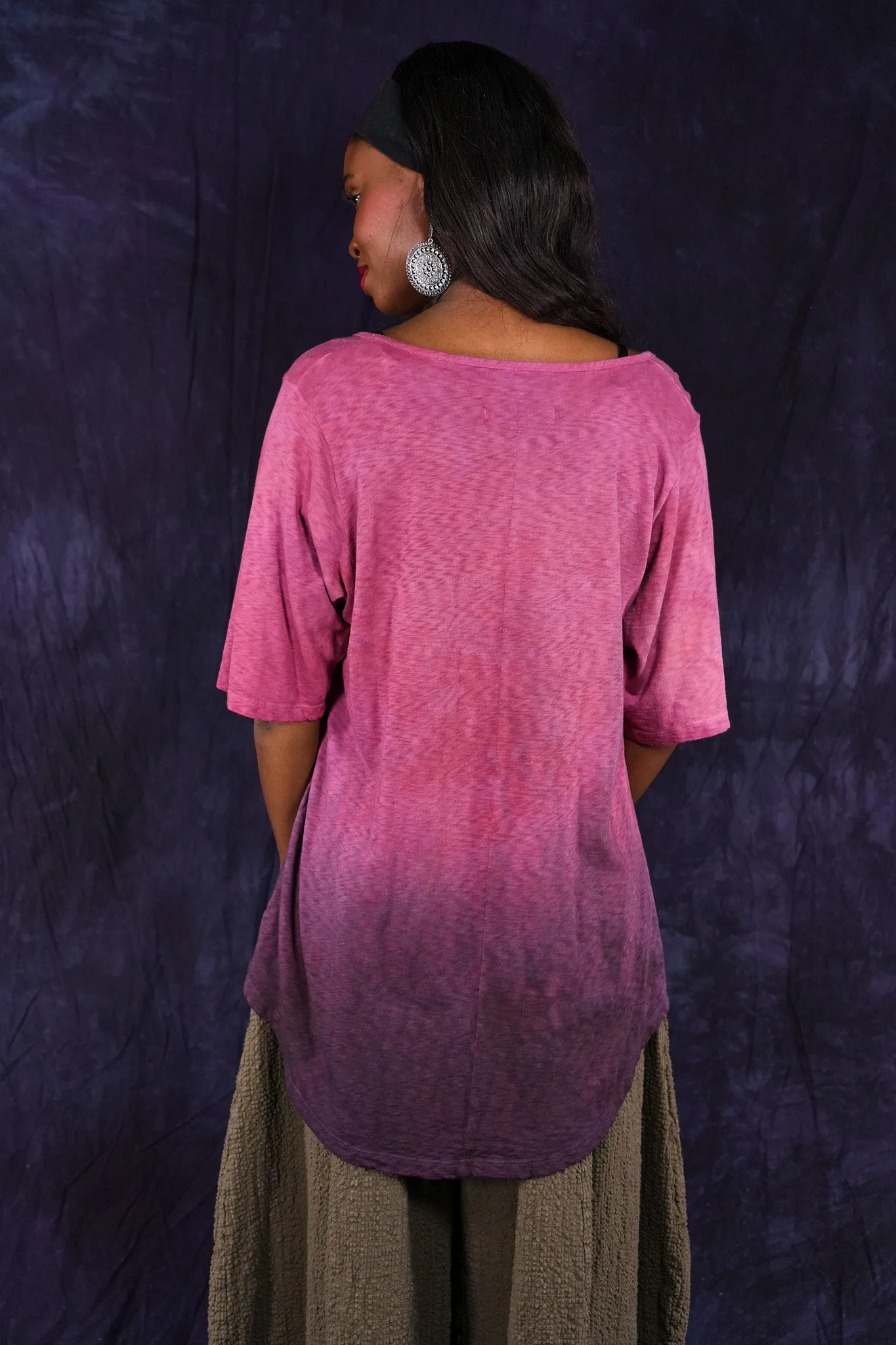 1211HD Lightweight Tee Raspberries