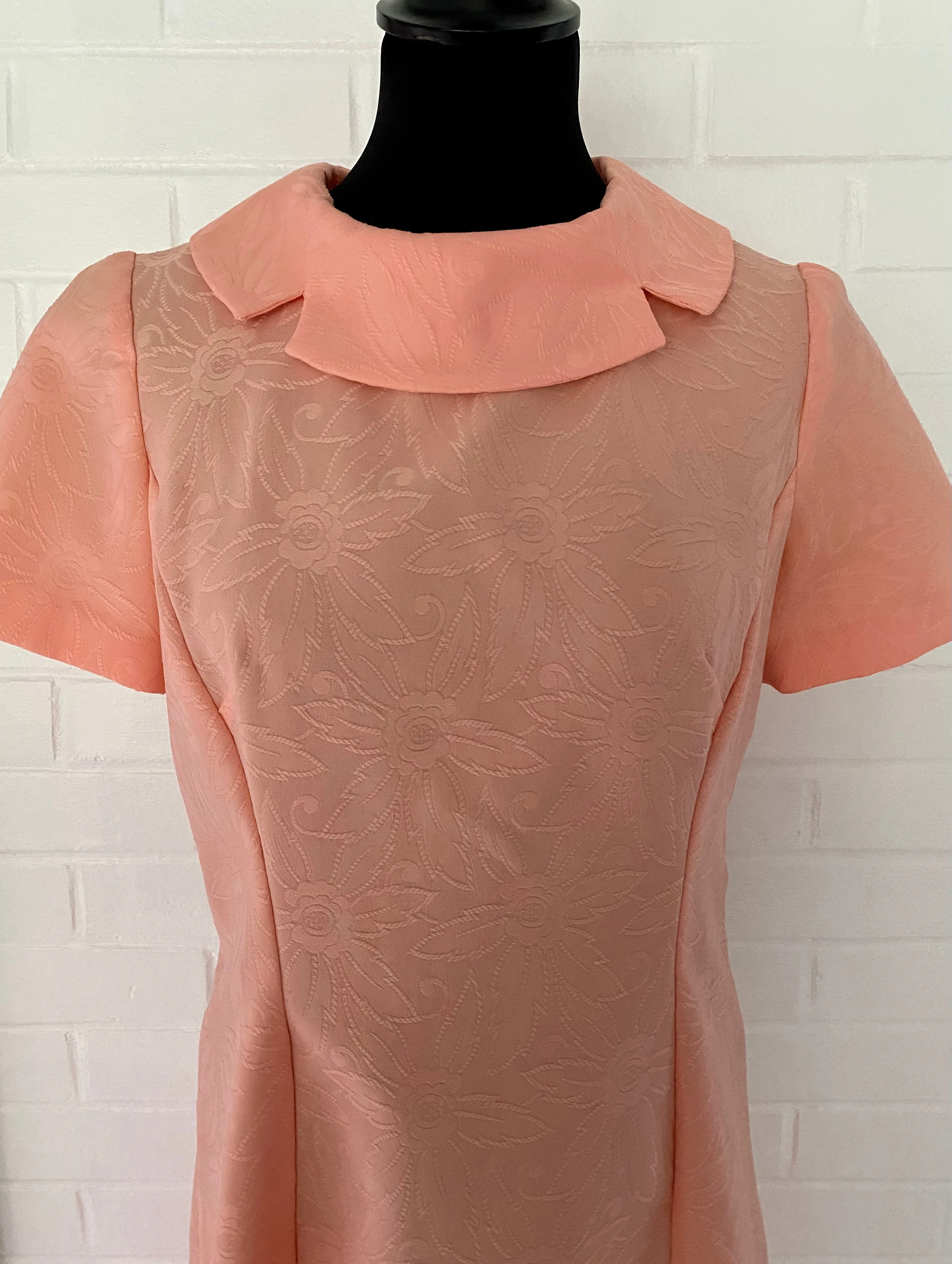 1960s Peach Shift Dress