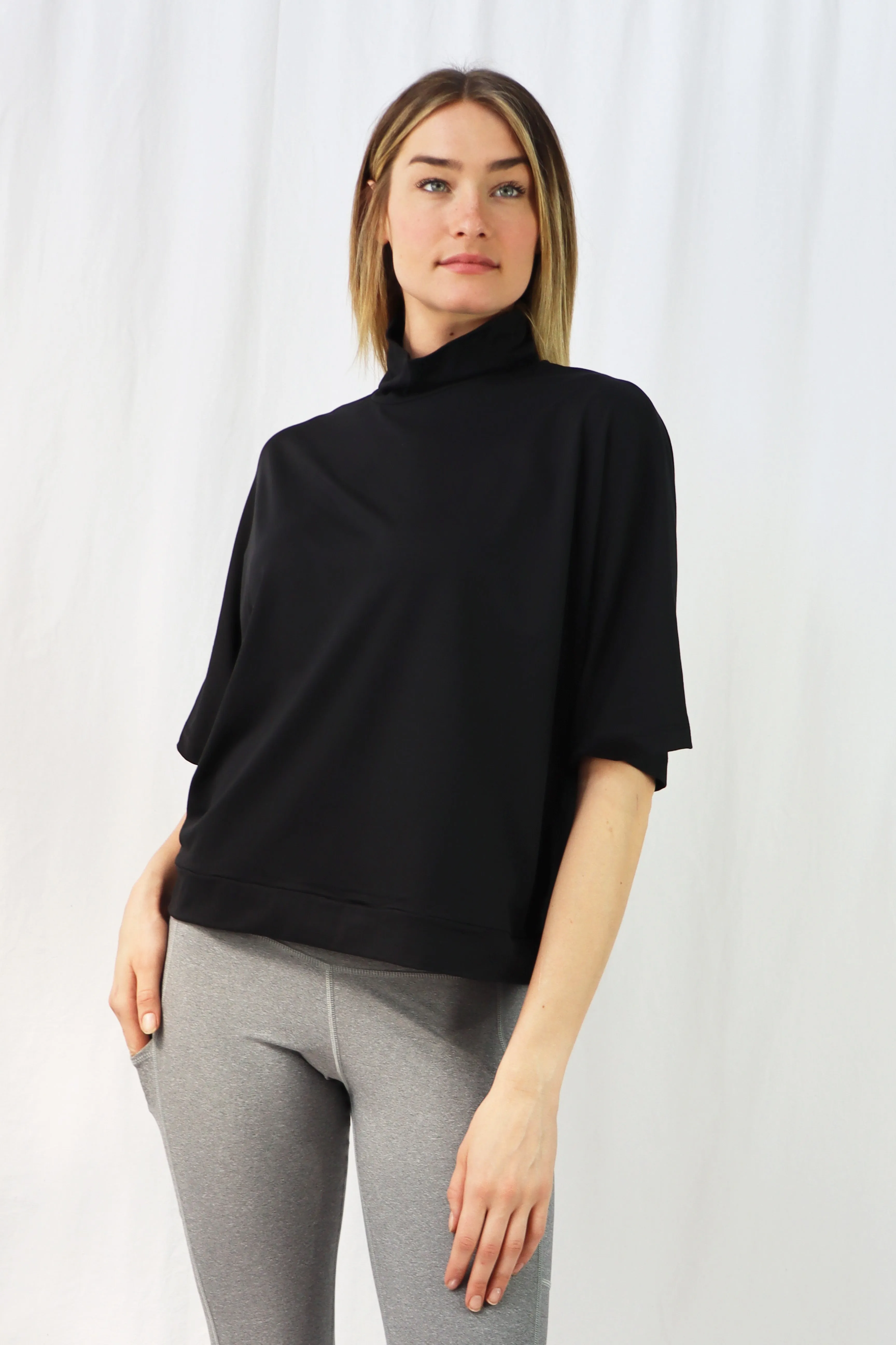 4100-   The "Destiny Dolman" Lightweight Top/Black