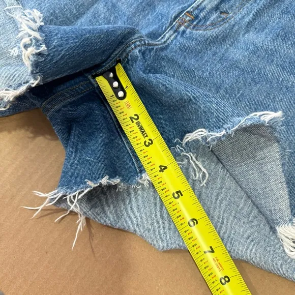 Abercrombie and Fitch Curve Love High Rise 4' Mom Denim Mini Shorts Stretch W33