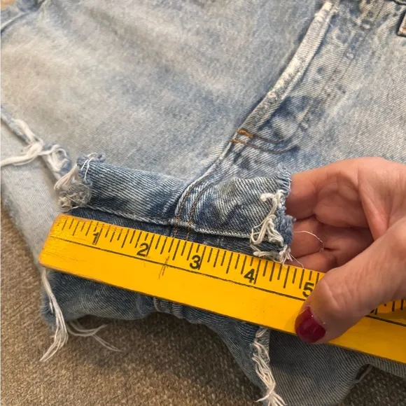 ✨AGOLDE Parker Jean Shorts Size 25Light Blue Cut Off Denim
