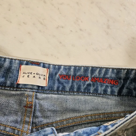 Alice   Olivia You Look Amazing Denim Shorts 25