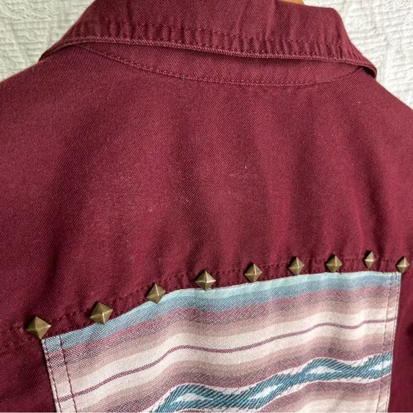 Ariat La Madre Jacket Women Medium Burgundy Aztec Shacket Western Button Cowgirl