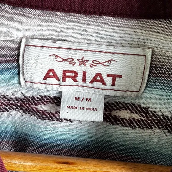 Ariat La Madre Jacket Women Medium Burgundy Aztec Shacket Western Button Cowgirl