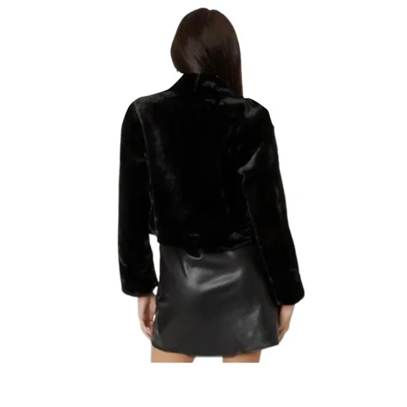 Blank NYC Cropped Open Front Black Faux Fur Jacket Plus Size: L