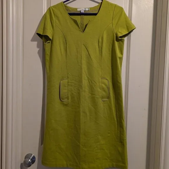 Boden Chartreuse Ponte Knit Shift Dress with pockets! 6A