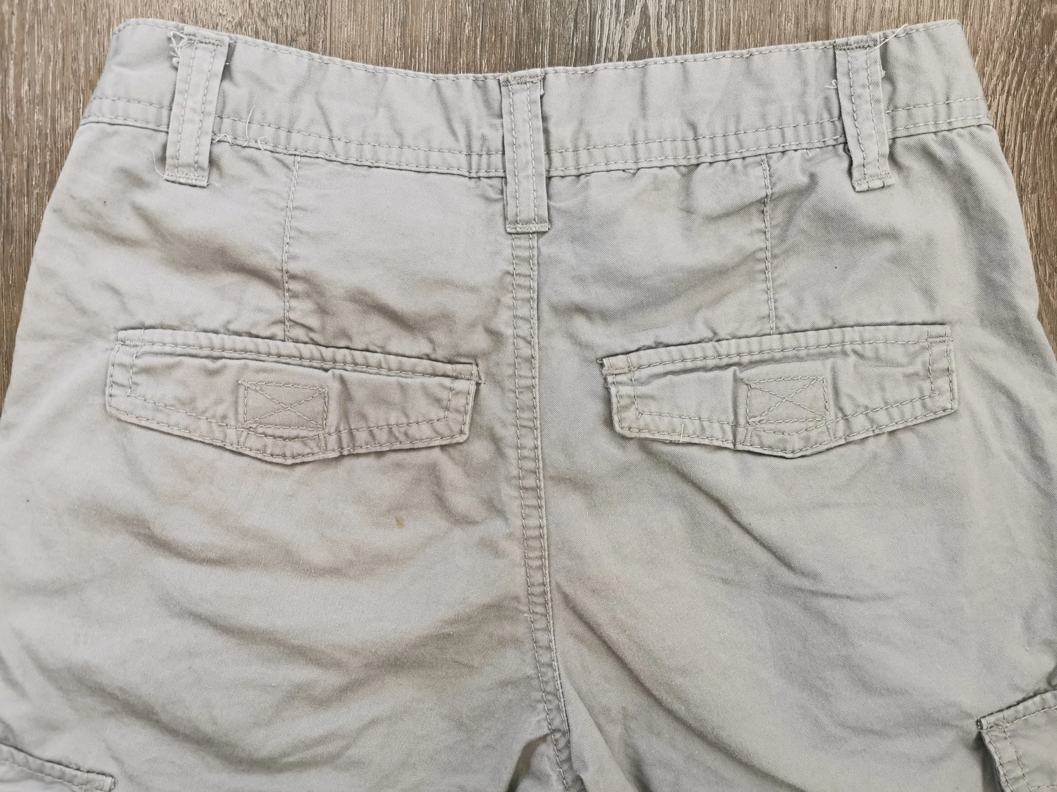 BOY SIZE 8 YEARS - EPIC THREADS Cargo Shorts EUC B44