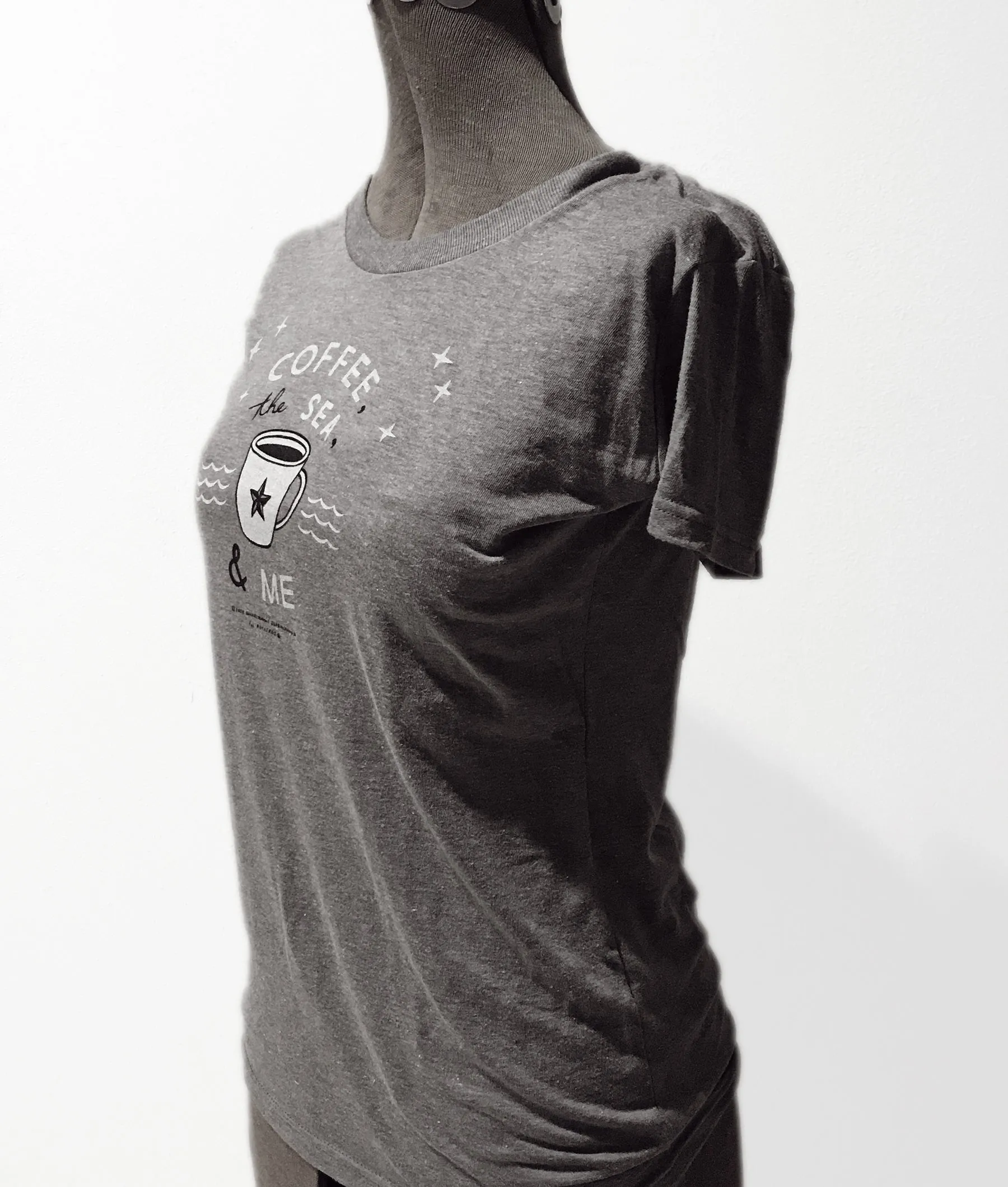 Coffee, The Sea & Me Ladies graphic T-shirt