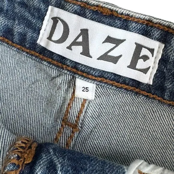 Daze Denim Women’s The Knockout High Rise Shorts Beach Vacation Blue 25 NWT