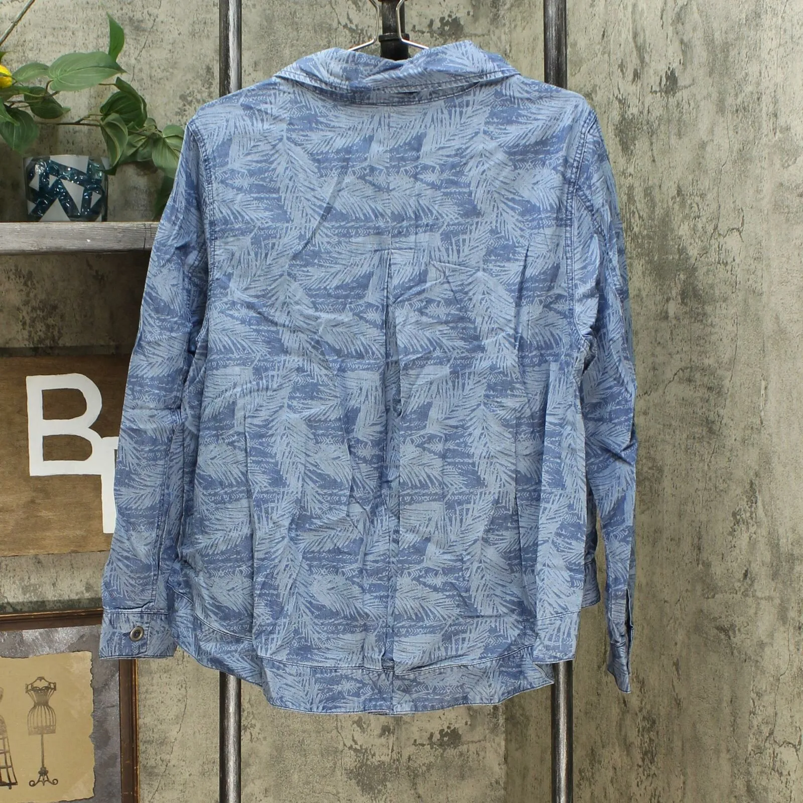 DG2 by Diane Gilman Women's SoftCell Lightweight Chambray Jacket