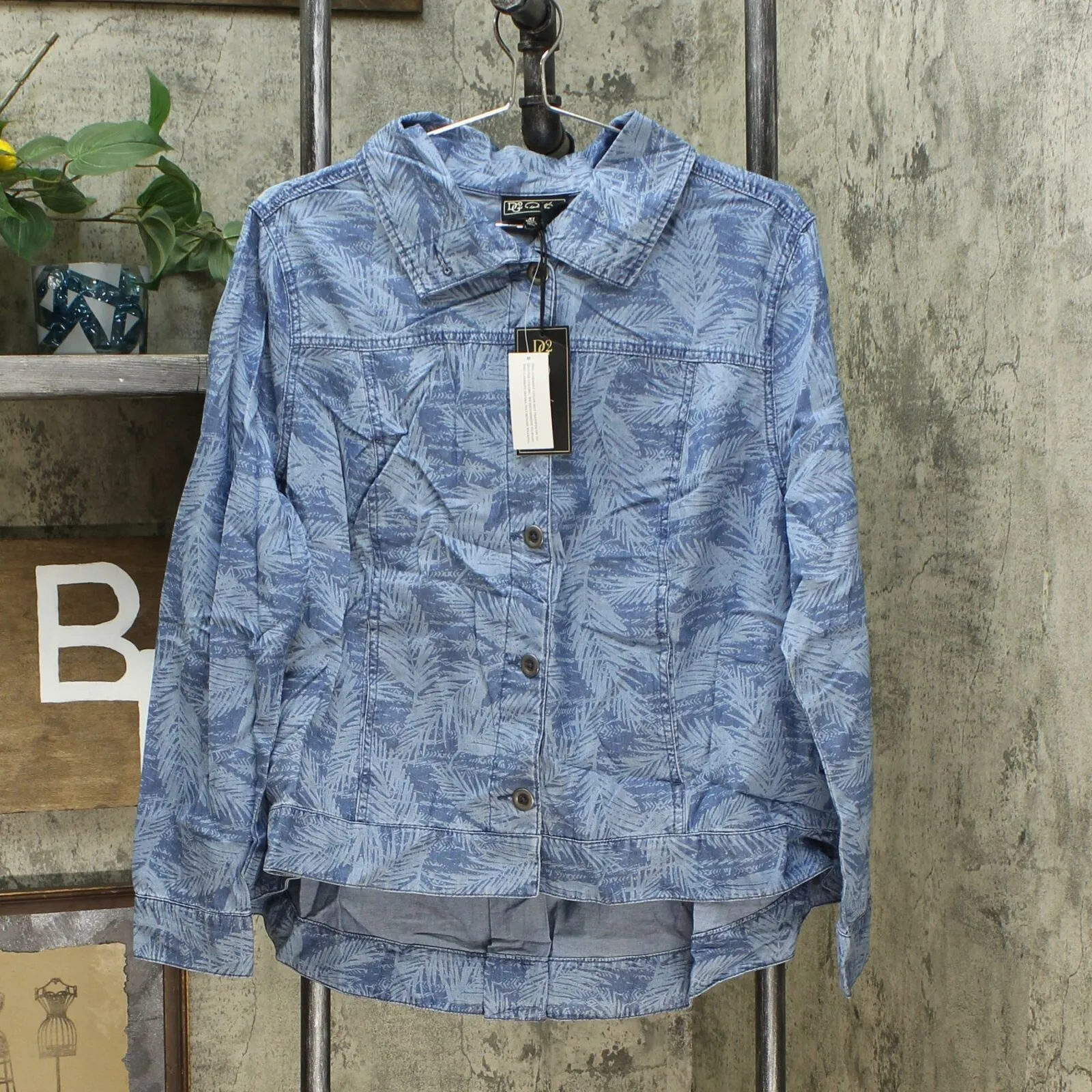 DG2 by Diane Gilman Women's SoftCell Lightweight Chambray Jacket