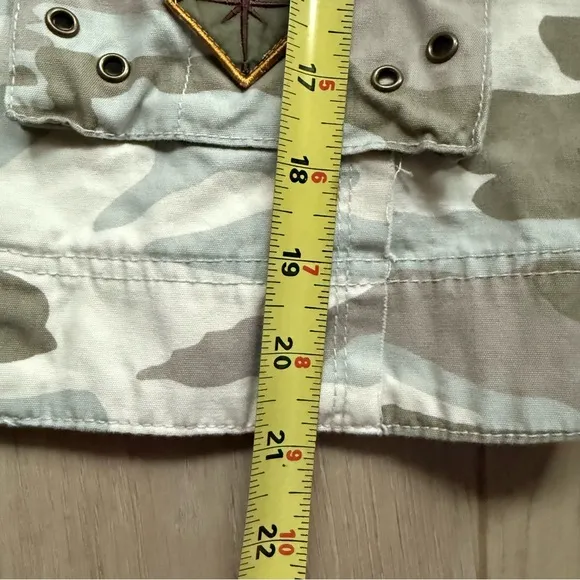Disney Tinkerbell Camo Lightweight Patches Distressed Deconstructed Jacket Sz L