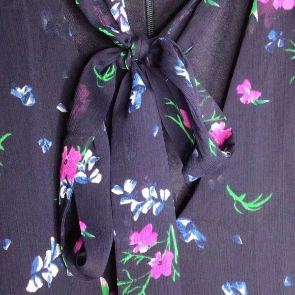 DKNY Navy Floral Print Tie-Neck Shift Dress. Size 10