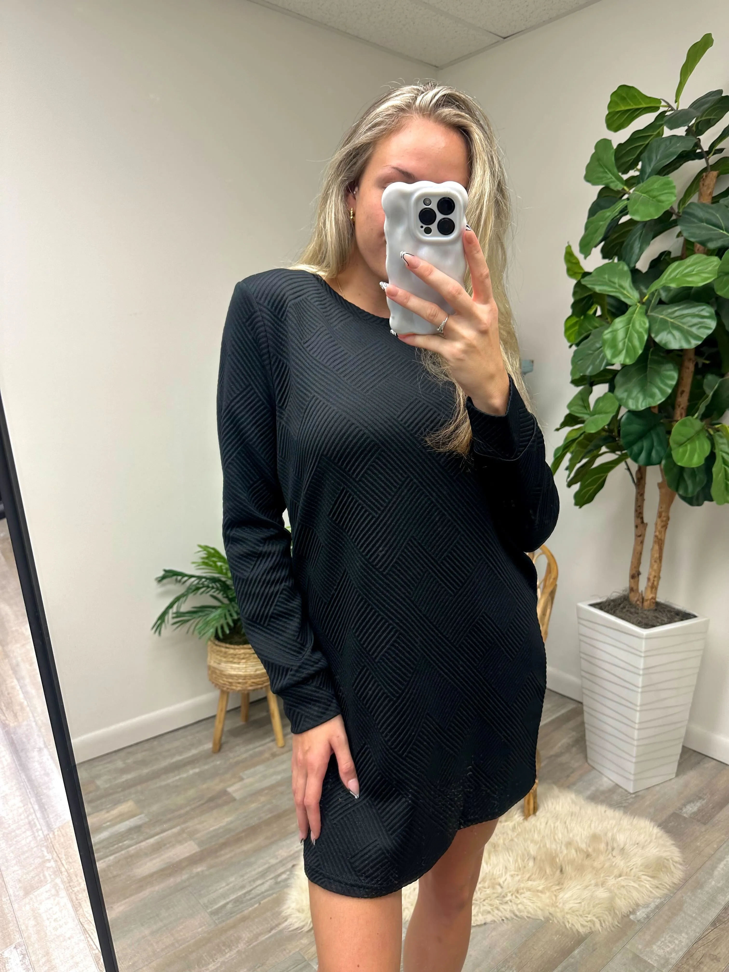 DOORBUSTER: Terri Textured Shift Dress