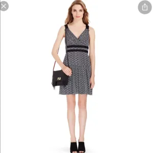 DVF Eugenia silk shift dress