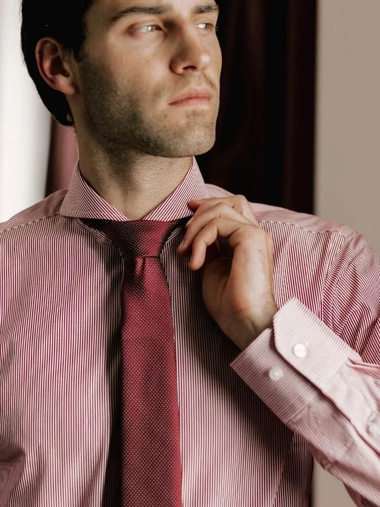 Extreme Cutaway Red Striped Shirt