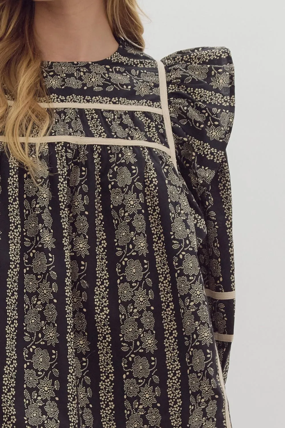 Floral Round Neck Top {Black}