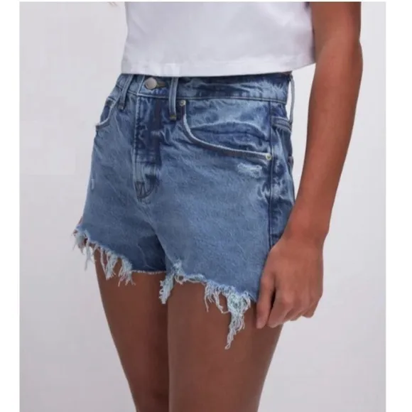 Good American Good 90s Shorts 0