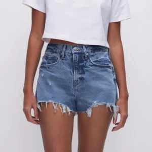 Good American Good 90s Shorts 0