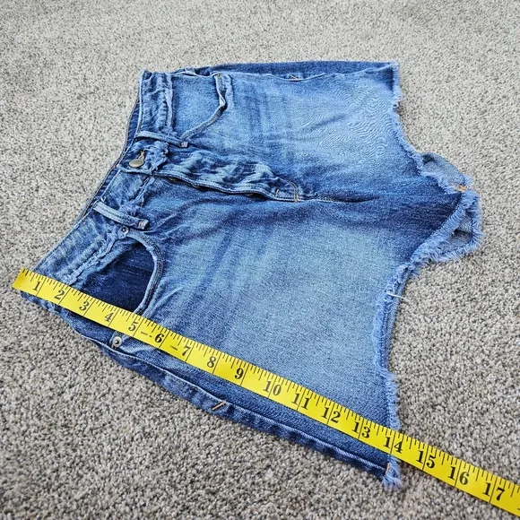 Good American Short Bombshell Shadow Pocket High Waist Button Fly Jean Size 6/28