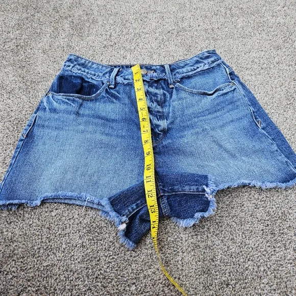 Good American Short Bombshell Shadow Pocket High Waist Button Fly Jean Size 6/28