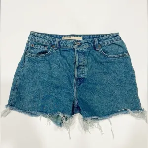GRLFRND Helena High-Rise Cut Off Denim Shorts Women’s Sz 28 Blue