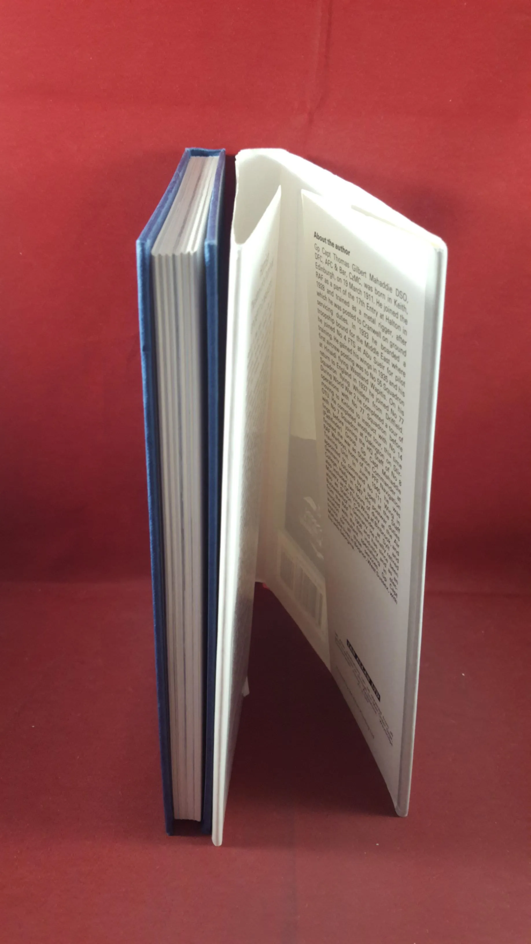 Hamish T G Mahaddie - The Story of a Pathfinder, Ian Allan, 1990, Signed, Inscription