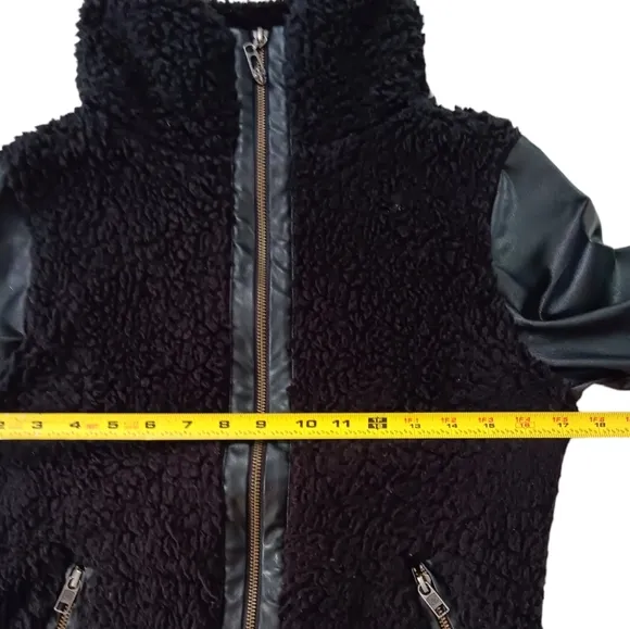 Harley Davidson Women's Black Sherpa Faux Leather Jacket. Small