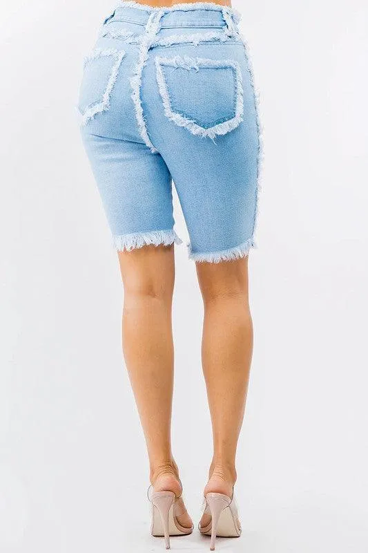 HIGH WAIST FRAYED EDGE DENIM SHORTS