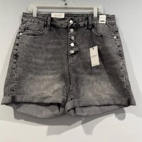 Judy Blue Gray Washed High Waist Denim Shorts - Size 2XL
