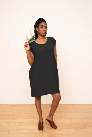 Laguna Shift Dress in Black