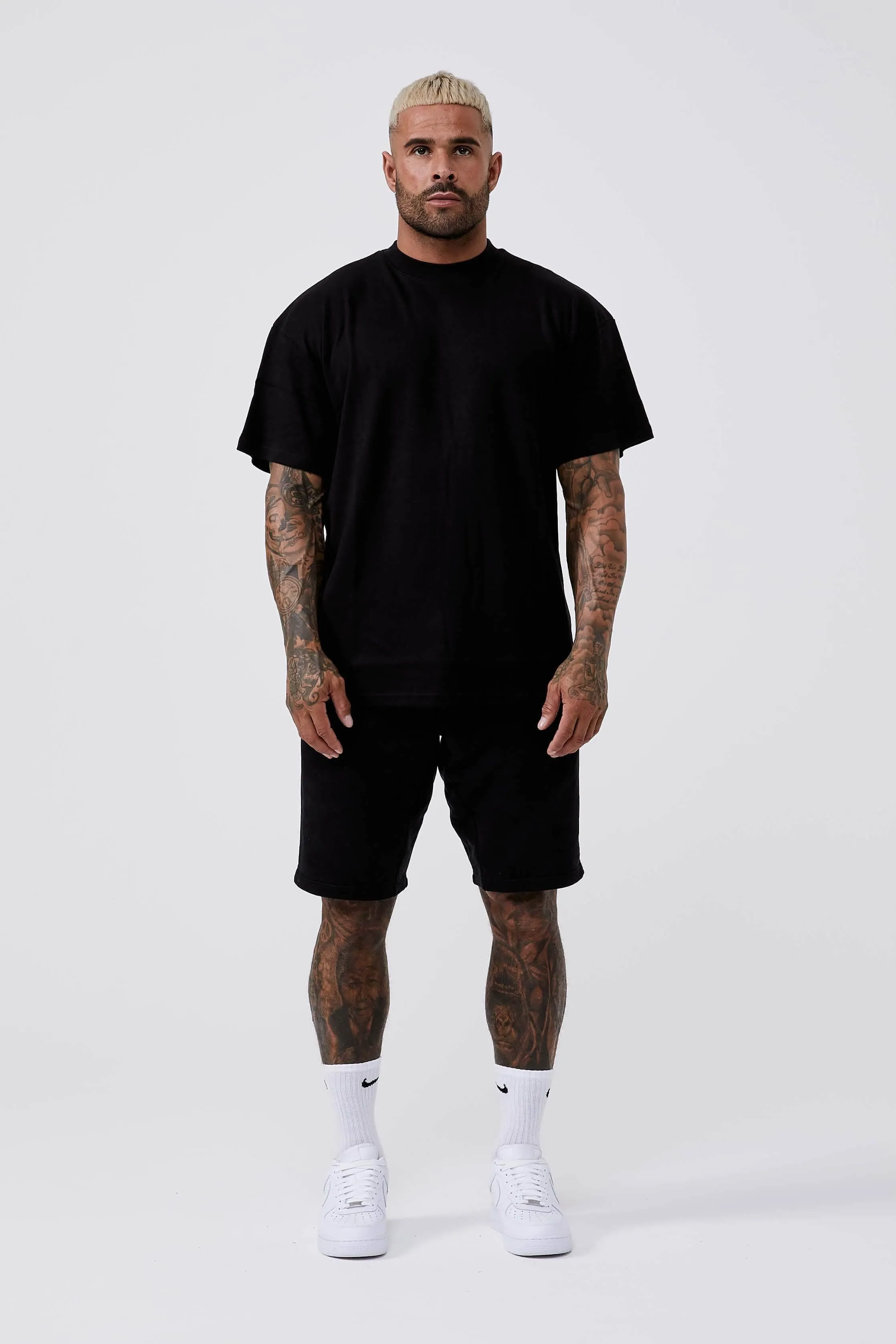 LEGEND BASICS SWEATSHORT - BLACK