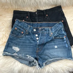 LEVIS 501 DENIM BLUE &amp; BLACK SHORTS BUNDLE SZ 25