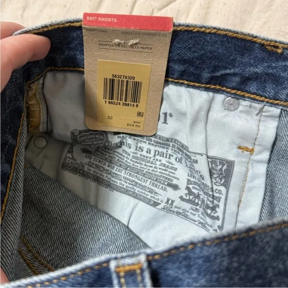 Levi’s 501 Distressed High Rise Denim Jean Short Cut Off Shorts Women’s Size 32