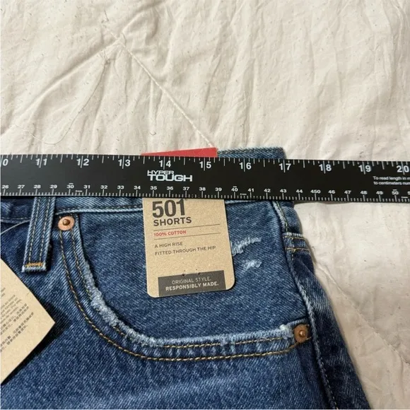 Levi’s 501 Distressed High Rise Denim Jean Short Cut Off Shorts Women’s Size 32