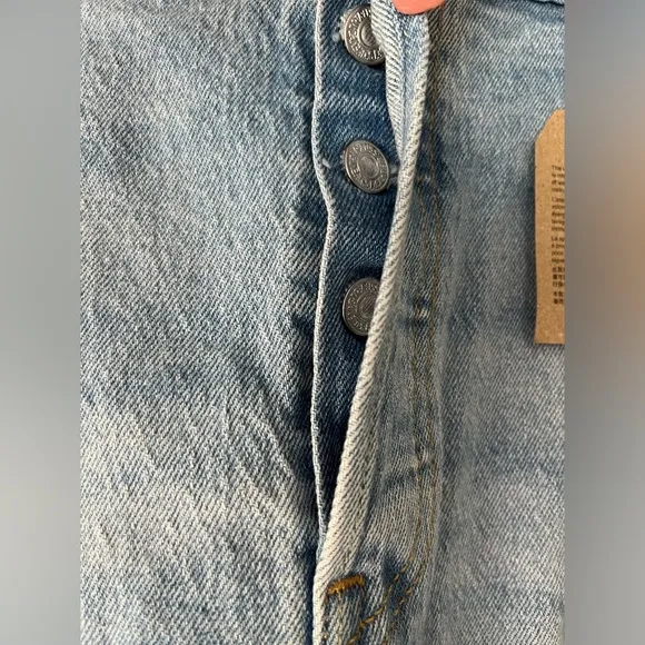 Levi's 501 high rise mid thigh Denim cut off Shorts 18W NWT