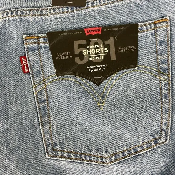 Levi's 501 Mid-Rise Distressed Cuff Denim Shorts size 30 NWT