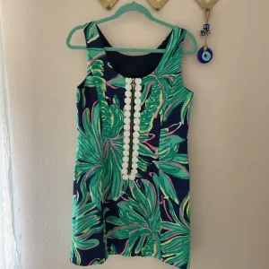 Lilly Pulitzer Cathy Shift Dress, EUC, Size 6 Palm trees in beautiful colors