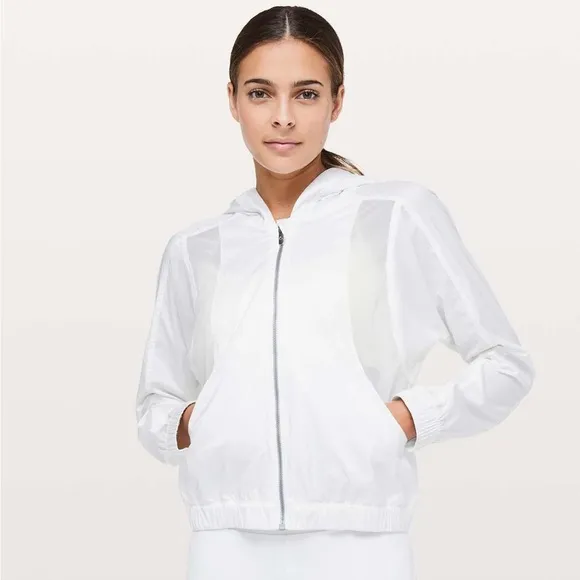 Lululemon Before Dawn Lightweight Cropped Jacket, Chrome, Size 4