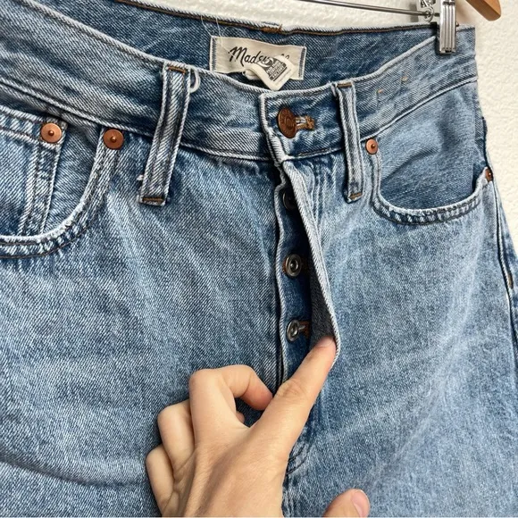 Madewell High rise Long Denim Shorts Raw Hem Size 28