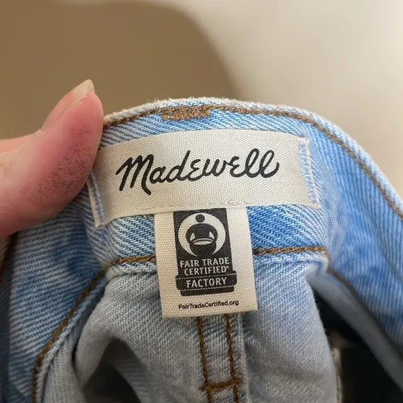 Madewell High Rise Relaxed Denim Shorts in Essen Wash
