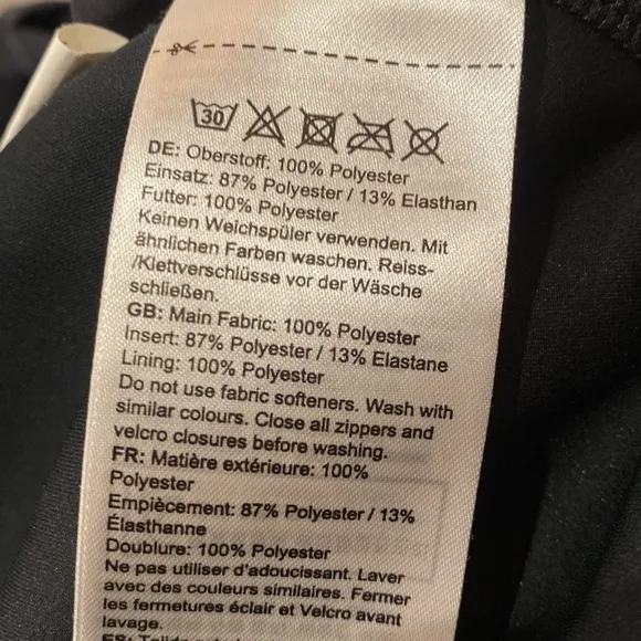 Mammut Lightweight Black Hooded Zip Jacket | Size Medium