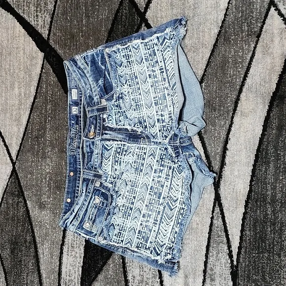 MISS ME EMBROIDERED AZTEC PRINT RHINESTONES RAW-EDGE SIGNATURE DENIM SHO…