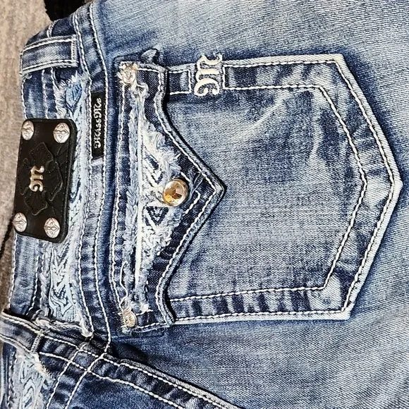 MISS ME EMBROIDERED AZTEC PRINT RHINESTONES RAW-EDGE SIGNATURE DENIM SHO…