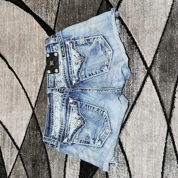 MISS ME EMBROIDERED AZTEC PRINT RHINESTONES RAW-EDGE SIGNATURE DENIM SHO…