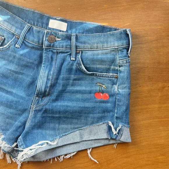 MOTHER Denim Rascal Cherry Short