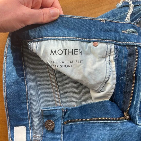 MOTHER Denim Rascal Cherry Short