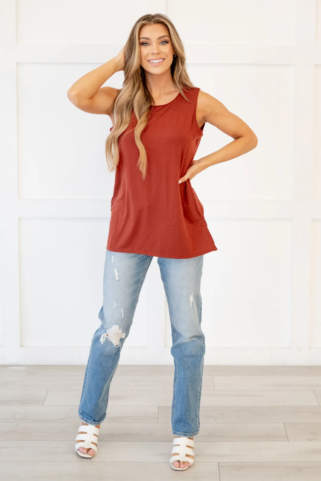 Neutral Sleeveless Round Neck Top