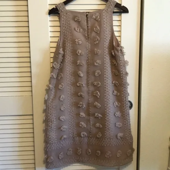 NEW Mischa Embroidered Shift Dress