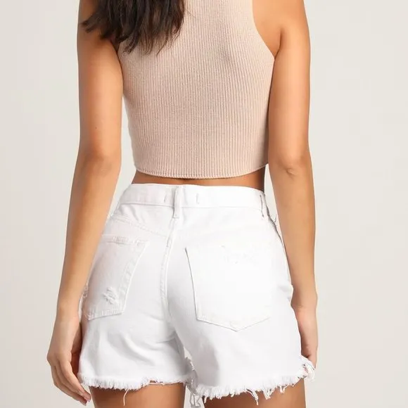 NWOT Free People Maggie Optic White Distressed Denim Cut-Off Shorts